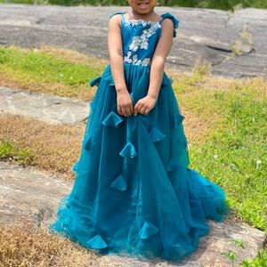 Forest green children’s gown